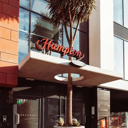 Отель Hampton By Hilton Торки Экстерьер фото