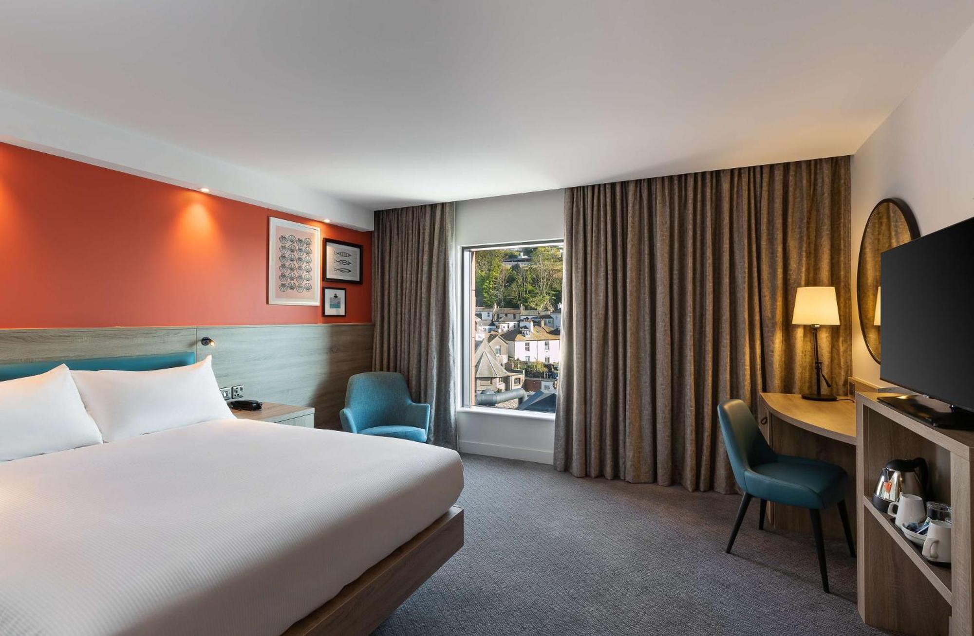 Отель Hampton By Hilton Торки Экстерьер фото